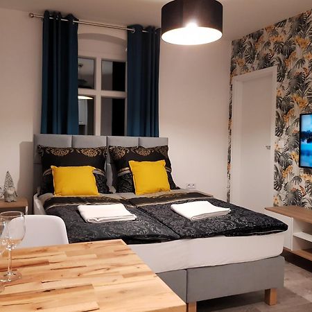 Apartament Przy Placu Piastowskim Jelenia Góra Exterior foto