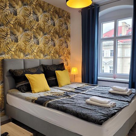 Apartament Przy Placu Piastowskim Jelenia Góra Exterior foto