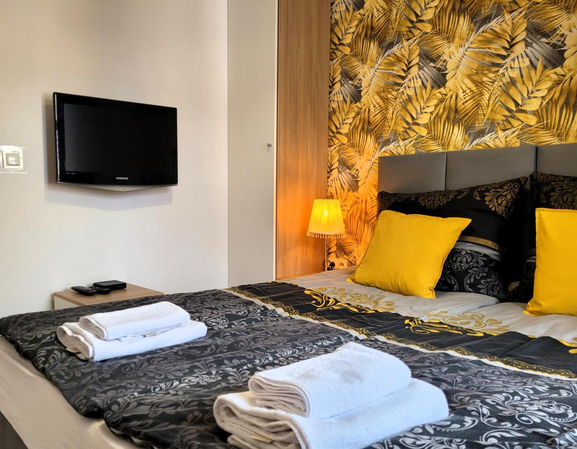 Apartament Przy Placu Piastowskim Jelenia Góra Exterior foto