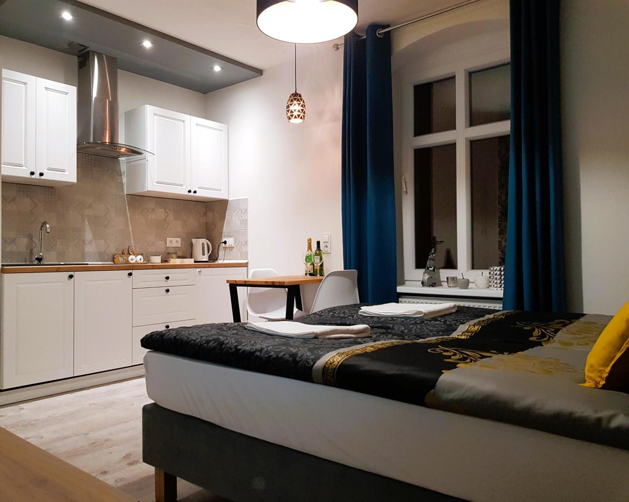 Apartament Przy Placu Piastowskim Jelenia Góra Exterior foto